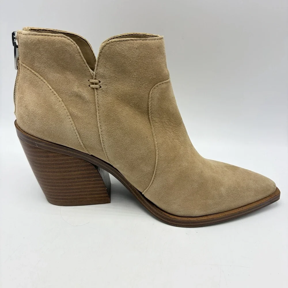 Vince Camuto Booties Womens 9 M Beige Ankle Gradesha Faux Suede Block Heel